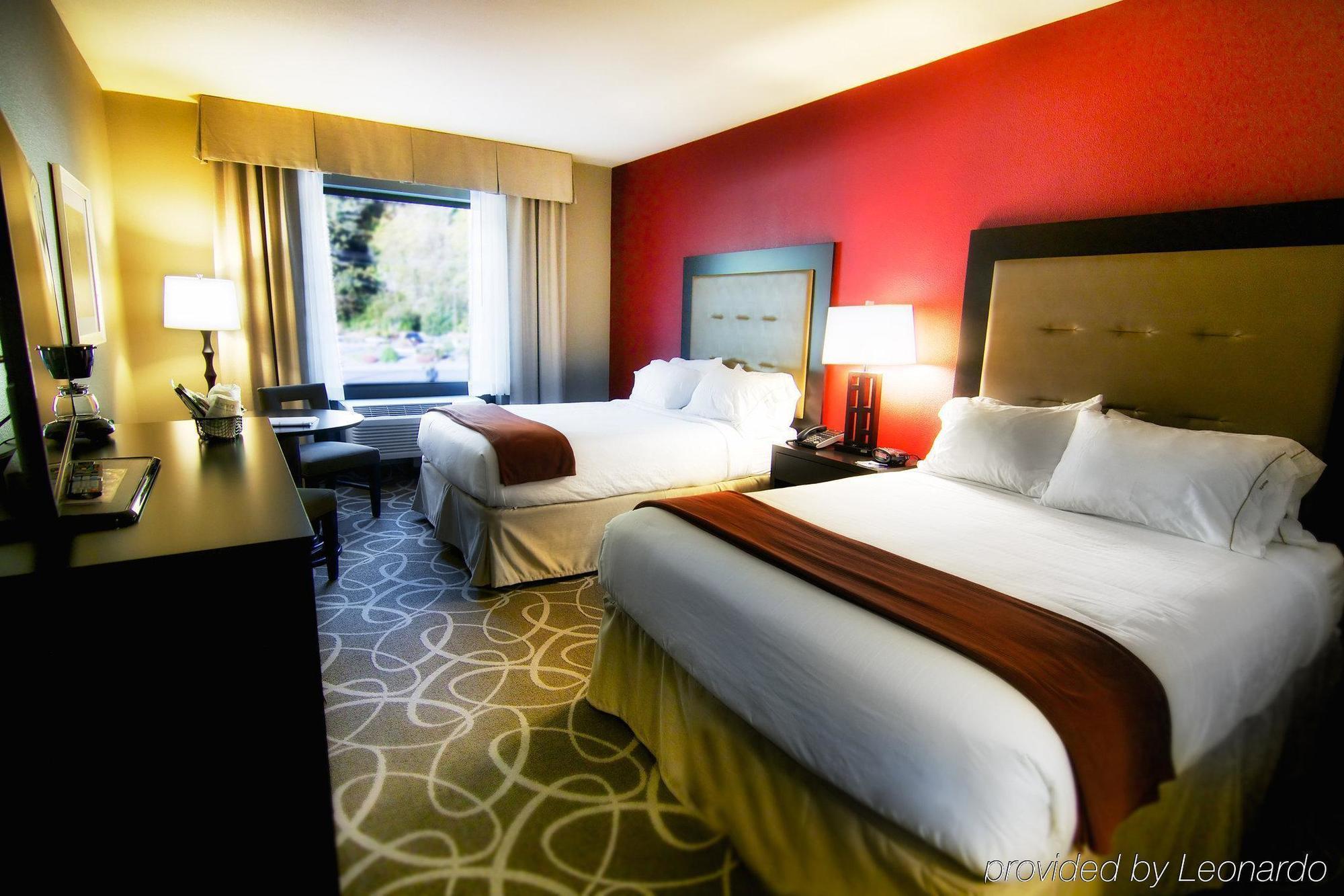 Holiday Inn Express Klamath - Redwood Ntl Pk Area By Ihg Ngoại thất bức ảnh